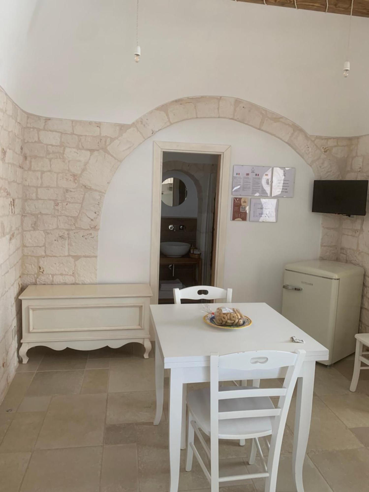 Trulli Le 2 Nicchie Vila Locorotondo Exterior foto